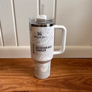 Stanley 40oz Quencher H2.0 Tumbler